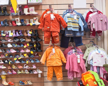 Kids Okaloosa County, Walton County and Bay County: Clothing and Shoe Stores - Fun 4 Emerald Coast Kids
