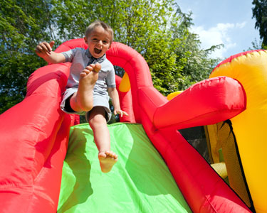 Kids Okaloosa County, Walton County and Bay County: Inflatables and Attractions - Fun 4 Emerald Coast Kids