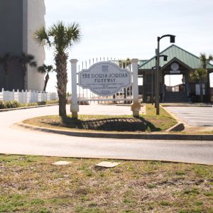 Okaloosa Beach Access 5: Doris Jordan Freeway Beachwalk