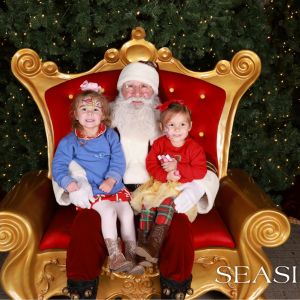Seaside Photos with Santa