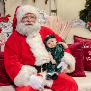 Lou Lou Beans Gift Shop Freeport Meet Santa