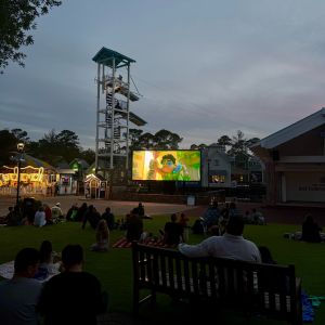 Village of Baytowne Wharf Sandestin Movie Mondays