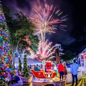 Village of Baytowne Wharf Here Comes Santa Claus